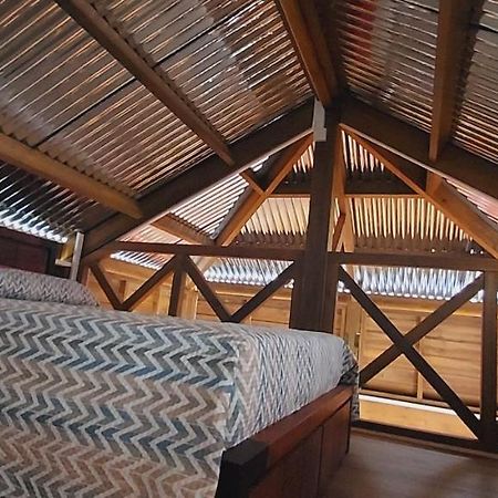 Maison Le Bois Joli Coeur Saint-Benoît 外观 照片